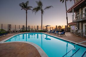 Inn at the Cove