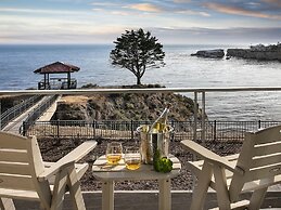 Inn at the Cove
