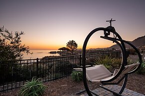 Inn at the Cove