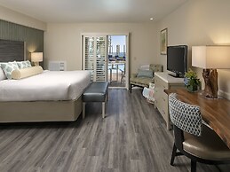 Inn at the Cove