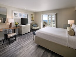 Inn at the Cove