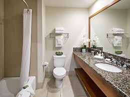 Inn at the Cove
