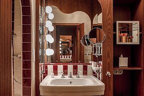 Chateau des Fleurs Hotel & Spa Paris