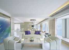 Regal Kowloon Hotel