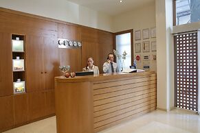 Plaka Hotel