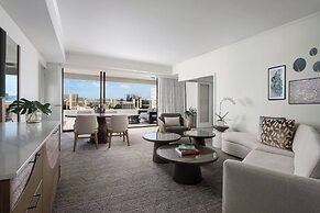 Moana Surfrider, A Westin Resort & Spa, Waikiki Beach