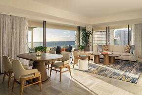 Moana Surfrider, A Westin Resort & Spa, Waikiki Beach