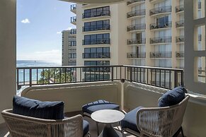 Moana Surfrider, A Westin Resort & Spa, Waikiki Beach