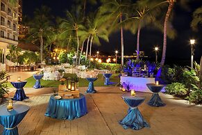 Moana Surfrider, A Westin Resort & Spa, Waikiki Beach