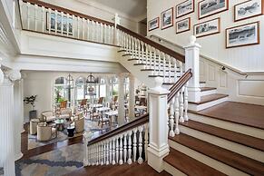 Moana Surfrider, A Westin Resort & Spa, Waikiki Beach
