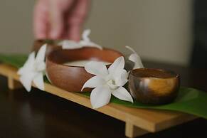 Moana Surfrider, A Westin Resort & Spa, Waikiki Beach