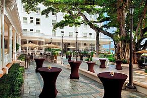 Moana Surfrider, A Westin Resort & Spa, Waikiki Beach