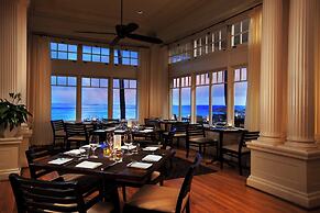 Moana Surfrider, A Westin Resort & Spa, Waikiki Beach