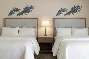 Moana Surfrider, A Westin Resort & Spa, Waikiki Beach