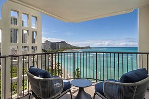 Moana Surfrider, A Westin Resort & Spa, Waikiki Beach