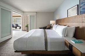 Moana Surfrider, A Westin Resort & Spa, Waikiki Beach
