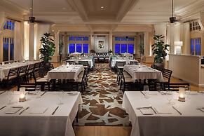 Moana Surfrider, A Westin Resort & Spa, Waikiki Beach