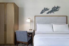 Moana Surfrider, A Westin Resort & Spa, Waikiki Beach