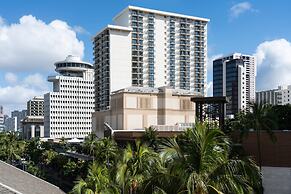 Moana Surfrider, A Westin Resort & Spa, Waikiki Beach