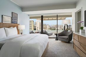Moana Surfrider, A Westin Resort & Spa, Waikiki Beach