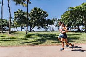 Moana Surfrider, A Westin Resort & Spa, Waikiki Beach