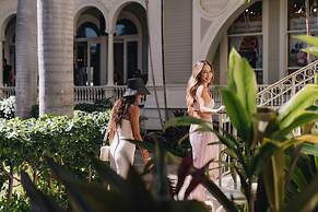 Moana Surfrider, A Westin Resort & Spa, Waikiki Beach