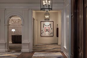 Moana Surfrider, A Westin Resort & Spa, Waikiki Beach
