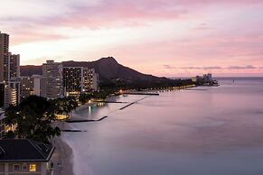 Moana Surfrider, A Westin Resort & Spa, Waikiki Beach