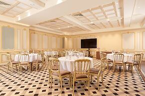 Hotel Regina Louvre