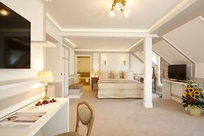 Hotel Regina Louvre