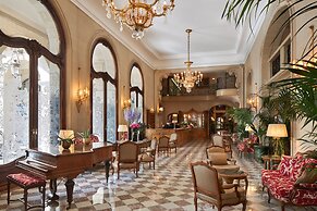 Hotel Regina Louvre