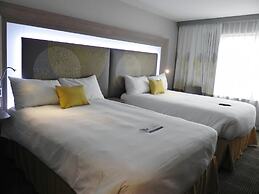 DoubleTree by Hilton Ottawa Downtown