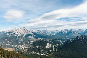 Rimrock Banff, Emblems Collection
