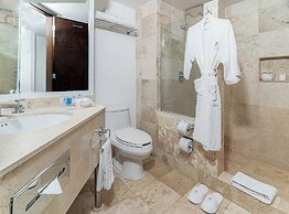 Krystal Ixtapa All Inclusive