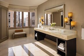 Fairmont Chicago at Millennium Park