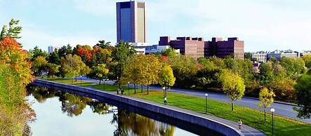 Les Suites Hotel Ottawa