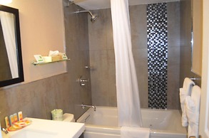 Super 8 by Wyndham Meadowlands