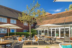 Holiday Inn Aylesbury by IHG