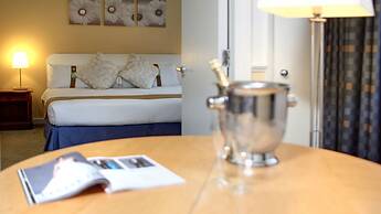 Holiday Inn Aylesbury by IHG