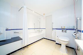 Holiday Inn Aylesbury by IHG