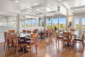 Carousel Resort Hotel & Condominiums