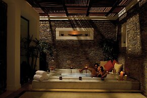 Hilton Luxor Resort & Spa