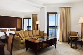 Hilton Luxor Resort & Spa