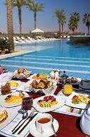 Hilton Luxor Resort & Spa