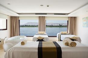 Hilton Luxor Resort & Spa