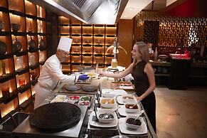 Hilton Luxor Resort & Spa