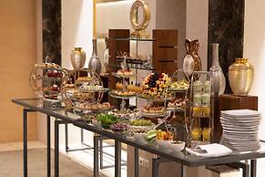 Hilton Luxor Resort & Spa