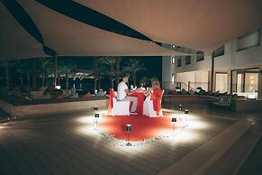 Hilton Luxor Resort & Spa