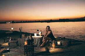 Hilton Luxor Resort & Spa