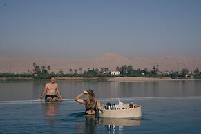 Hilton Luxor Resort & Spa